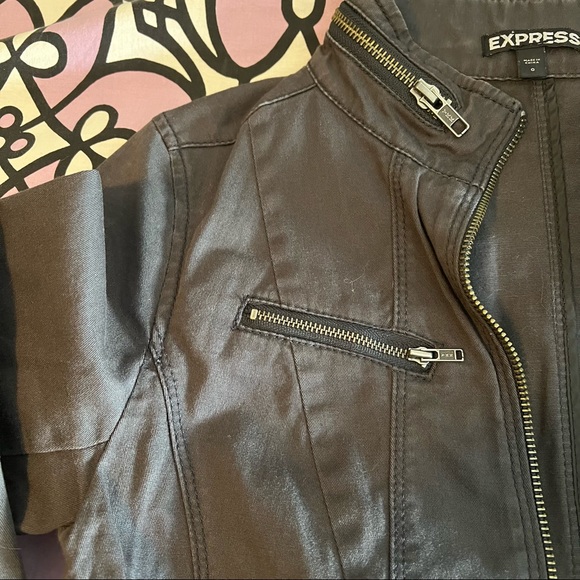 Express Jacket! - Picture 4 of 12